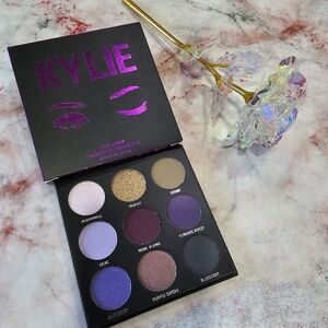 Eyeshadow Palette - Purple Hues